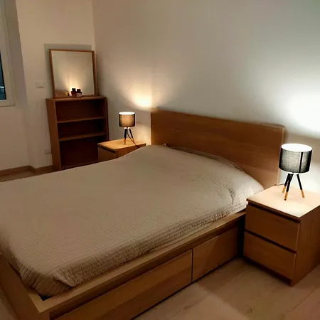 Apartamento Tsliving App 4 *