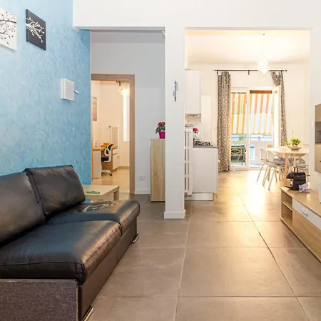 Tsliving App 4 * 的里雅斯特